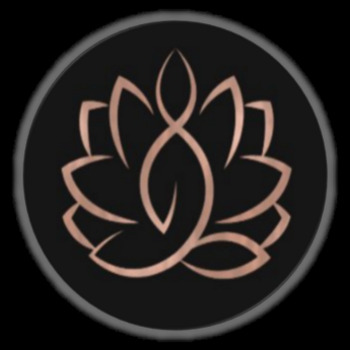 Avatar of Rowena Laino