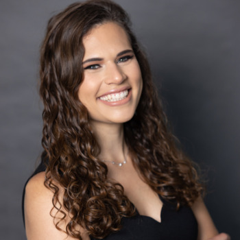 Avatar of Kayla Nelson