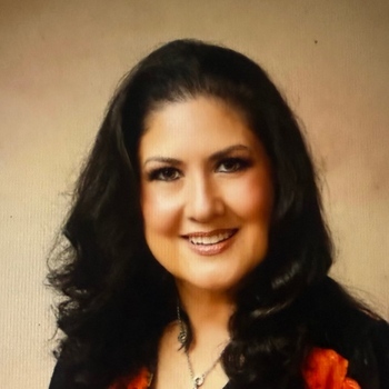 Avatar of Dr. Carla Santana