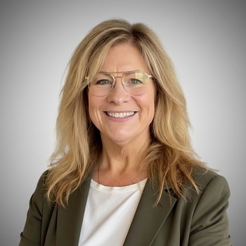 Avatar of Debbie DeRossett