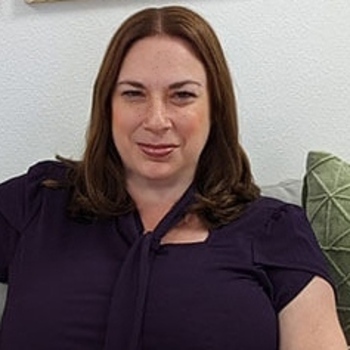 Avatar of Julie Klamon