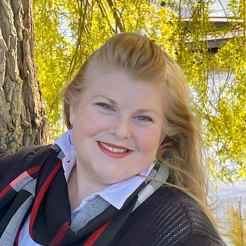 Avatar of Founder, Elise Perea