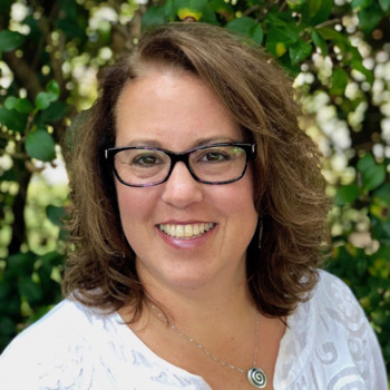 Avatar of Leslie Petruk