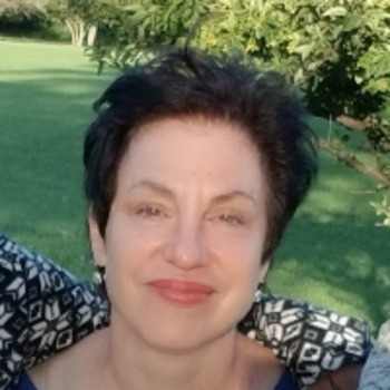 Avatar of Diana Kandilakis