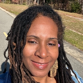 Avatar of MONIQUE PARR