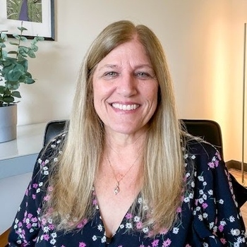 Avatar of Debra Kenney