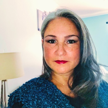 Avatar of Alexandra Pelaez