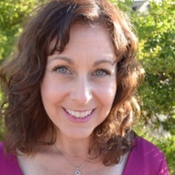 Avatar of Elizabeth Karsh