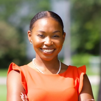 Avatar of Daina Hunt