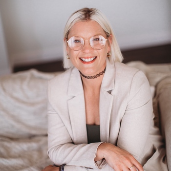 Avatar of Mandy Middleton