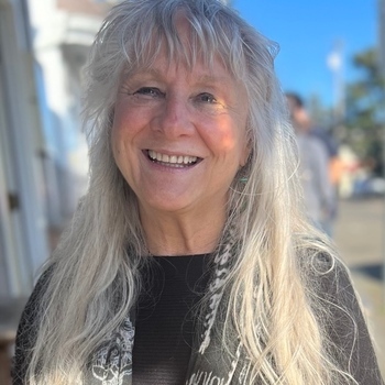 Avatar of Christine Frances