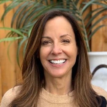 Avatar of Nicole Cunha