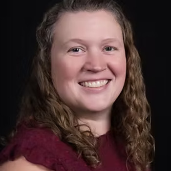 Avatar of Mary Elizabeth Lente