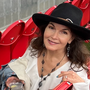 Avatar of Jeanne Stalder