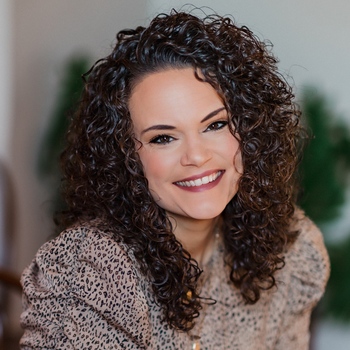 Avatar of Kellie Alexander