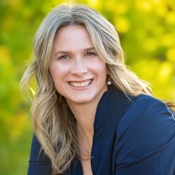 Avatar of Lori Pereira
