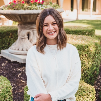 Avatar of Elaina Pivovar