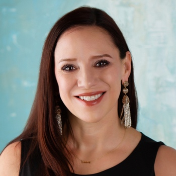 Avatar of Raquel Flores-Maki
