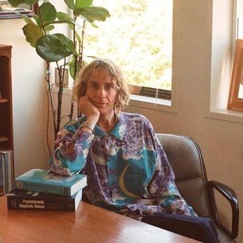 Avatar of Antoinette Wood, LMFT