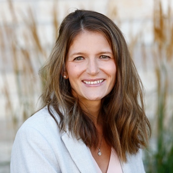 Avatar of Betsy Lamb