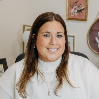 Avatar of Anne Peters