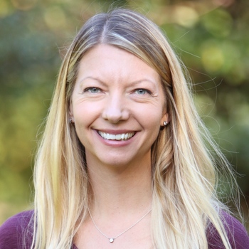 Avatar of Laura Curry