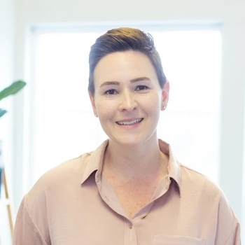 Avatar of Lori Gardner