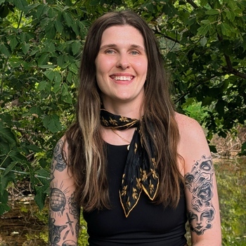 Avatar of Tess Rose