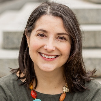 Avatar of Julie Kinn