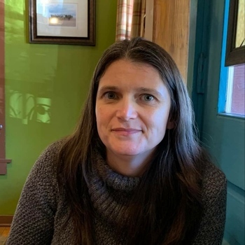 Avatar of Julie Bollinger Jones