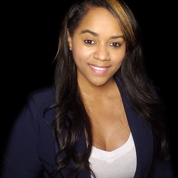 Avatar of Elysia Burgess