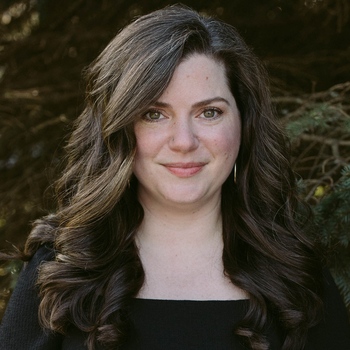 Avatar of Lucinda Gibbons