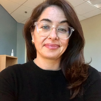Avatar of Vivian Stein
