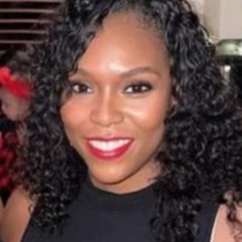 Avatar of Lisa Laguerre