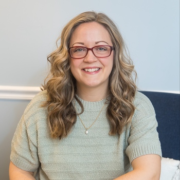 Avatar of Lyndsay Mack