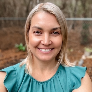 Avatar of April Nefe