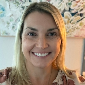 Avatar of April Martinez Nefe