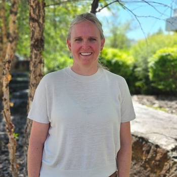 Avatar of Julie Ballew