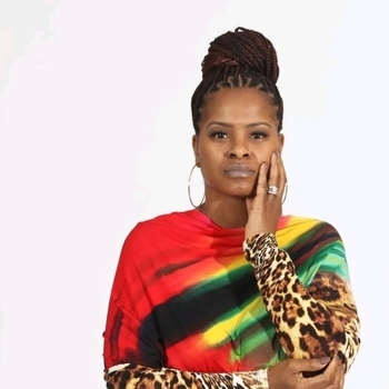 Avatar of Lenia Queen
