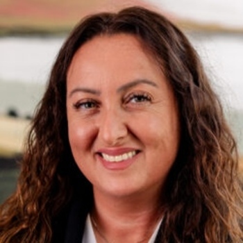 Avatar of Linda Pithyou