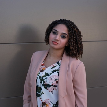 Avatar of Clarice Perdomo