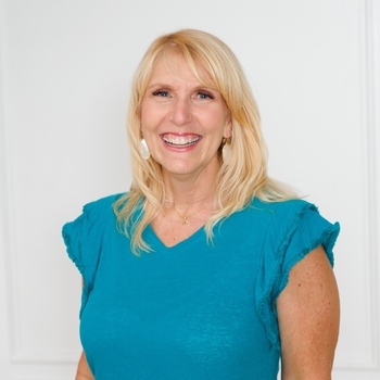 Avatar of Michelle Gelnaw