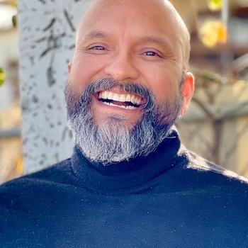 Avatar of Roberto Lara