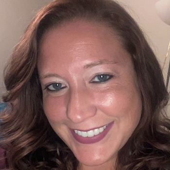 Avatar of Laura Thomas