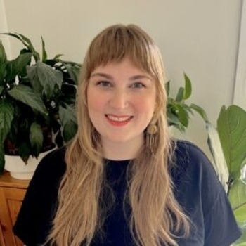 Avatar of Sarah Jayne Oltz