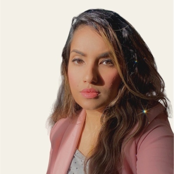 Avatar of Arooj Chaudhry