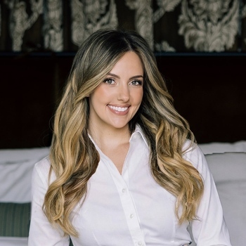 Avatar of Lauren Schechter