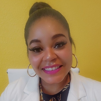 Avatar of Kathryn Scroggins