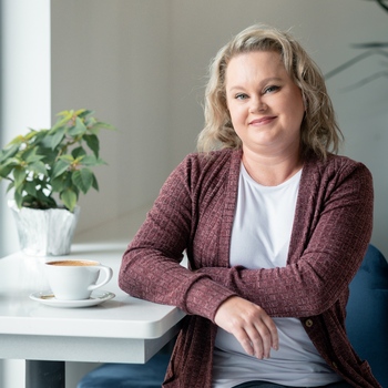 Avatar of Lisa Starnes
