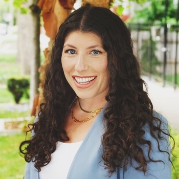 Avatar of Lindsey Becker